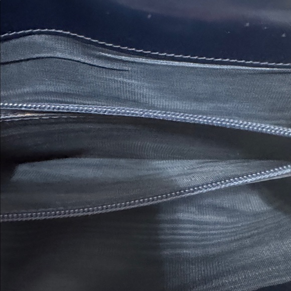 Gucci Navy Patent leather snap wallet - Picture 9 of 10